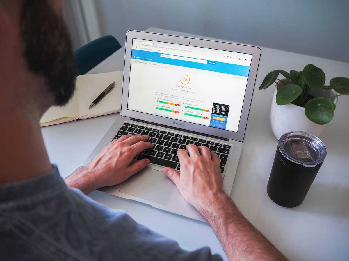 Website performance metrics showing fast load times and high conversion rates